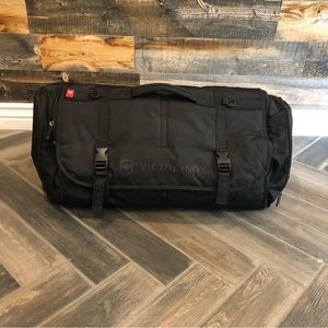 Victorinox Rolled Duffle, Black